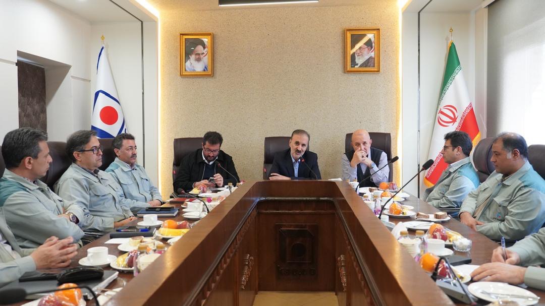 تکمیل زنجیره تولید، تقویت زیرساخت‌ها و توجه به ظرفیت های انسانی و بومی/ اولویت‌های مدیریت جدید فولاد خراسان