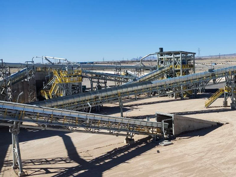 با ظرفیت ورودی ۳۵۰ تن سنگ آهک؛ واحد سنگ‌شکن کارخانه آهک خاتون‌آباد راه‌اندازی شد