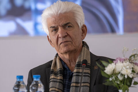 بدون ارز ترجیحی، قیمت‌گذاری خودرو نباید دستوری باشد