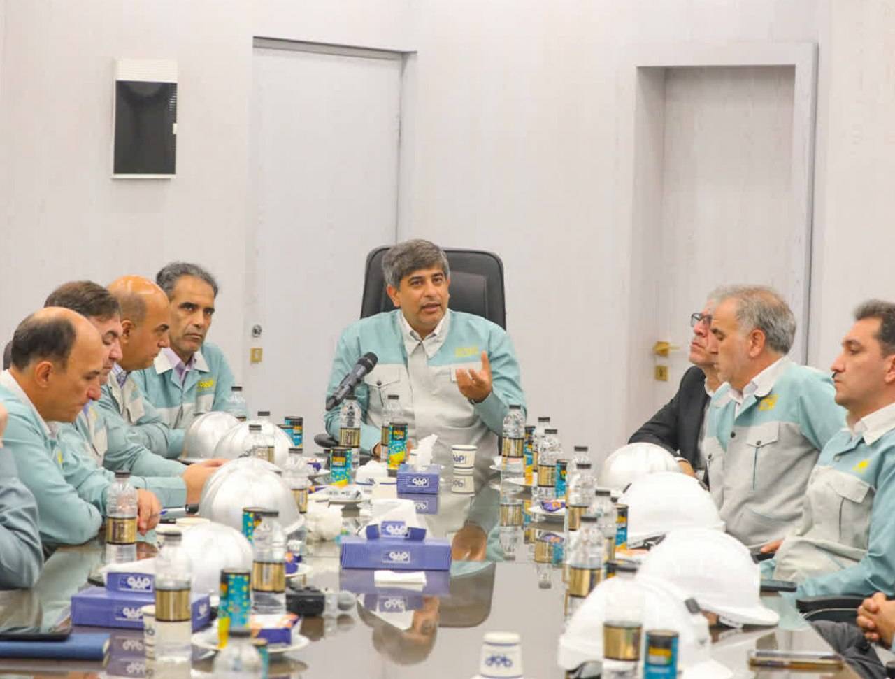 ضرورت تسریع روند بازسازی فولاد مبارکه با حفظ کیفیت و استانداردهای فنی