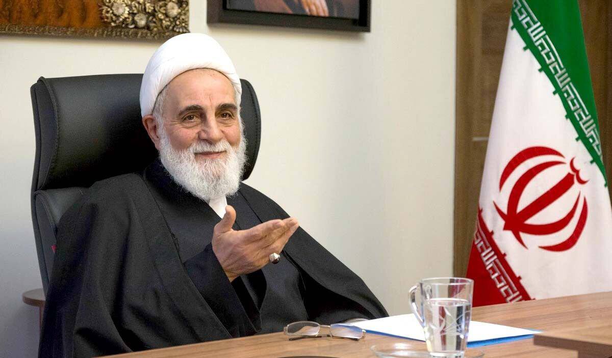 خاطره ناطق‌ نوری از سفر به کوبا در شهریور ۶۰: بعد از سخنرانی دکتر ولایتی یک‌دفعه همه تکبیر گفتیم، نزدیک بود همه فرار کنند