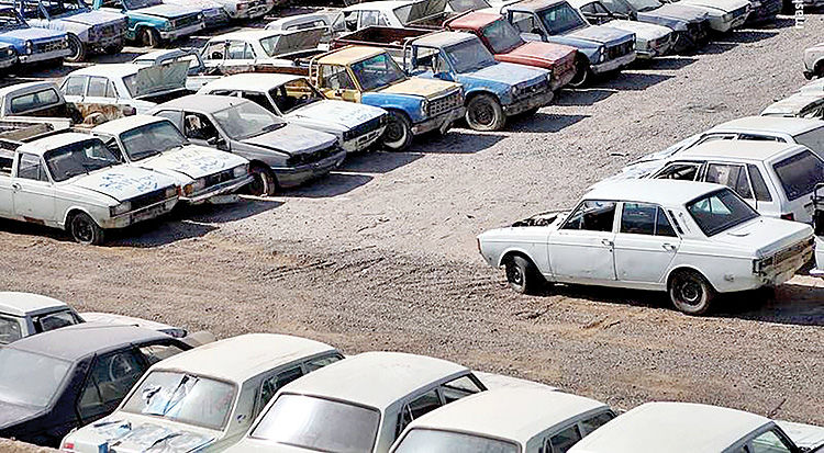 چرا هزینه سیاست‌های دولت به فاکتور خرید خودرو منتقل می‌شود؟ قبض سیاستگذاری خودرو
